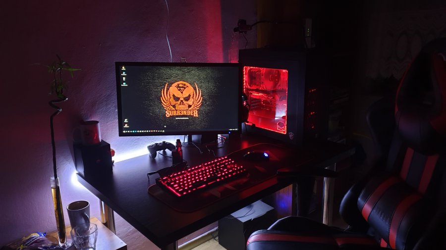 surr3nderrr - Surr3Nderr